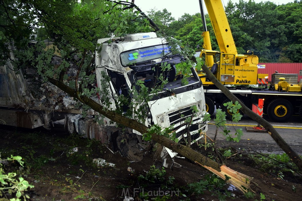 Schwerer VU A 3 Rich Oberhausen Hoehe AK Leverkusen P391.JPG - Miklos Laubert